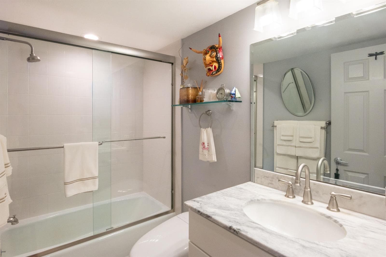 2480 Presidential Way -003