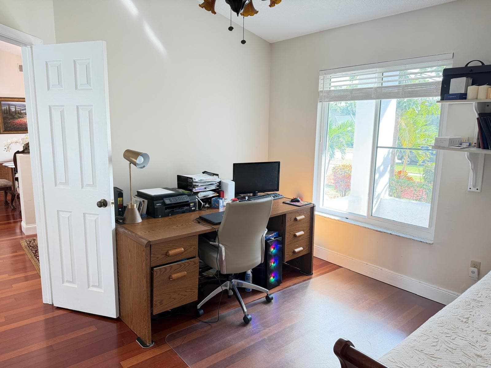 Office / 5th trundle bed with 2 twin