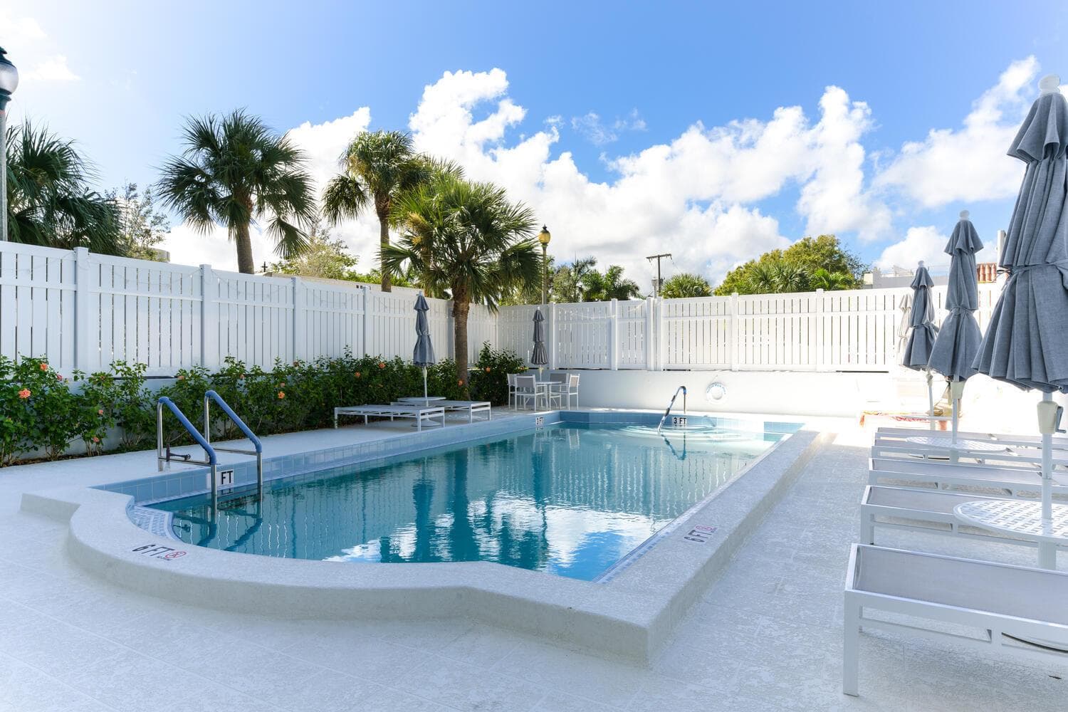 1501 S Flagler Dr Unit 8f West-large-015