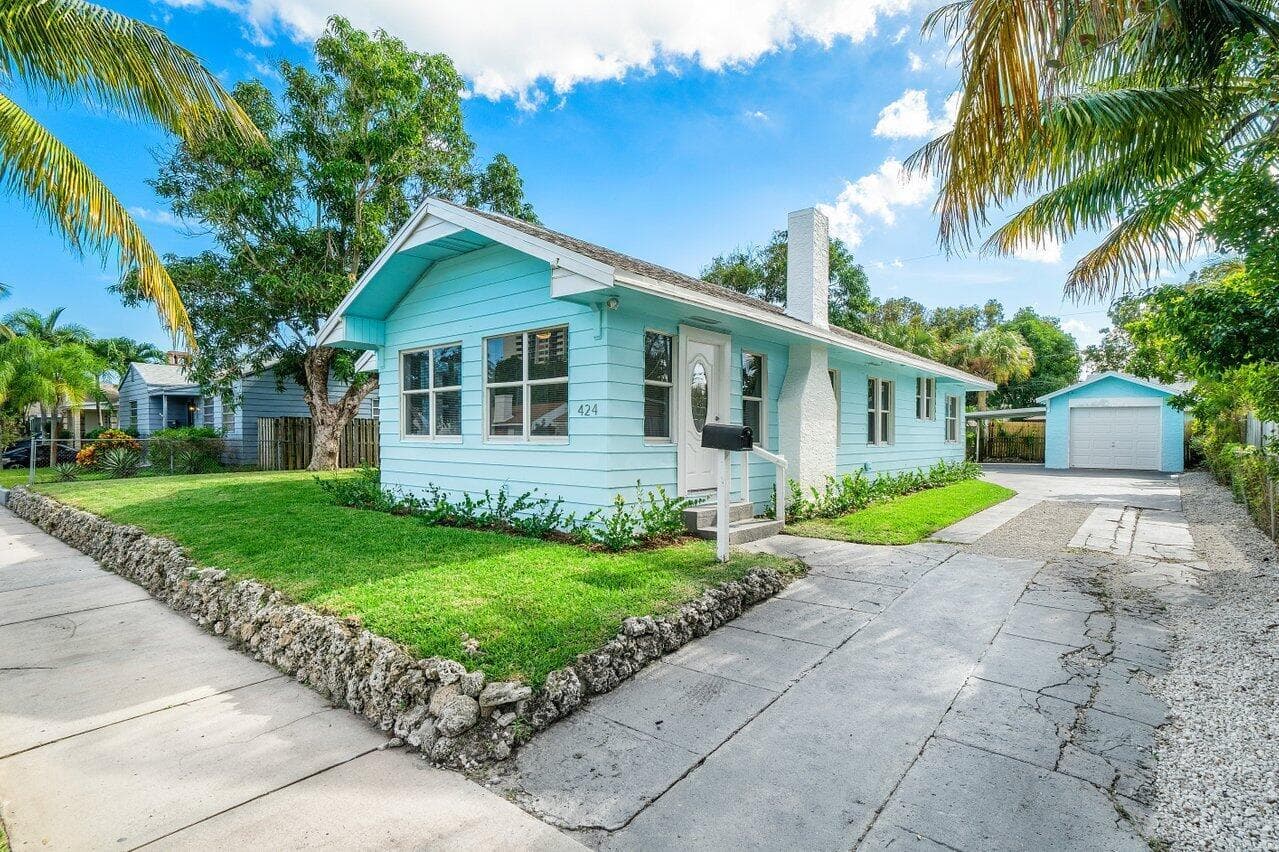 003-42453rdStreet-WestPalmBeach-FL-33407