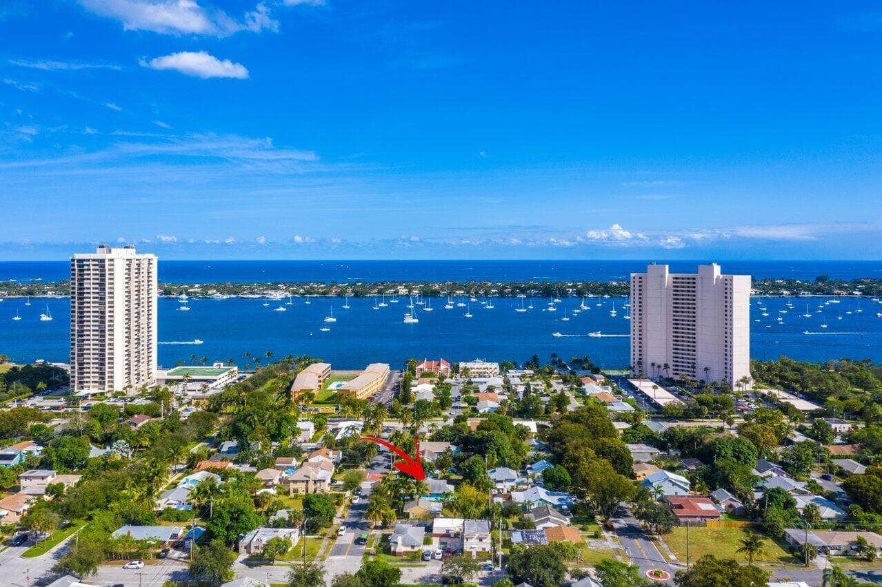 035-42453rdStreet-WestPalmBeach-FL-33407