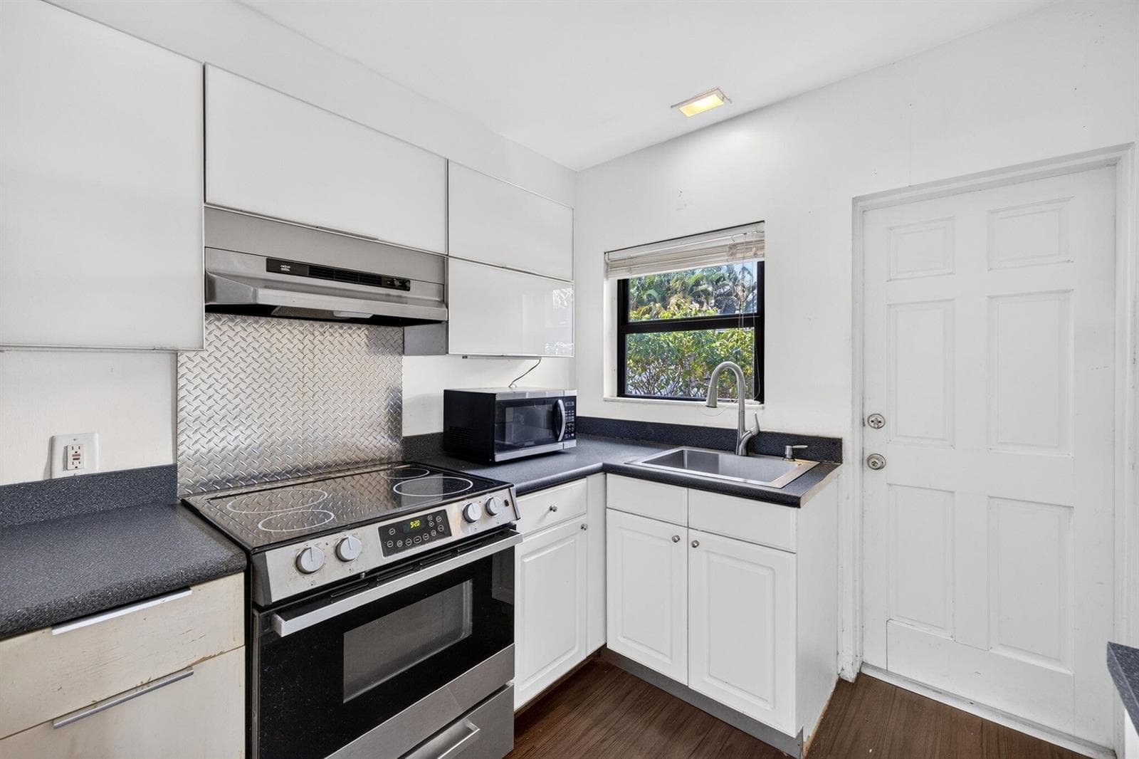 51-web-or-mls-699A2660