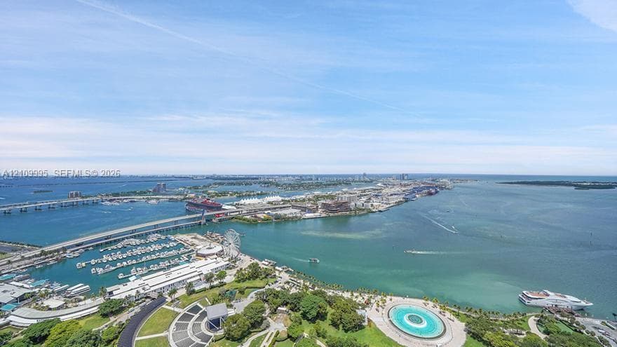 50 Biscayne · #5406 in Miami - Photo 3