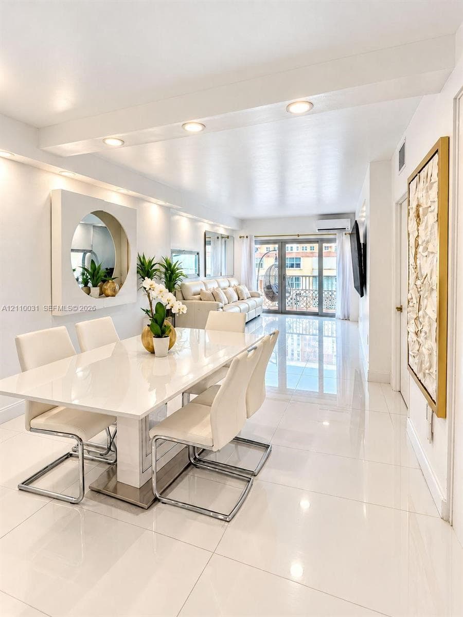 THE HEMISPHERES CONDO #3K