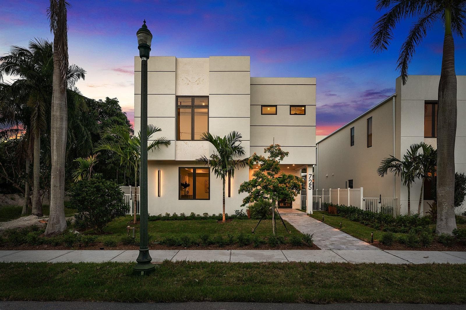 084-725Southeast4thAvenue-DelrayBeach-FL