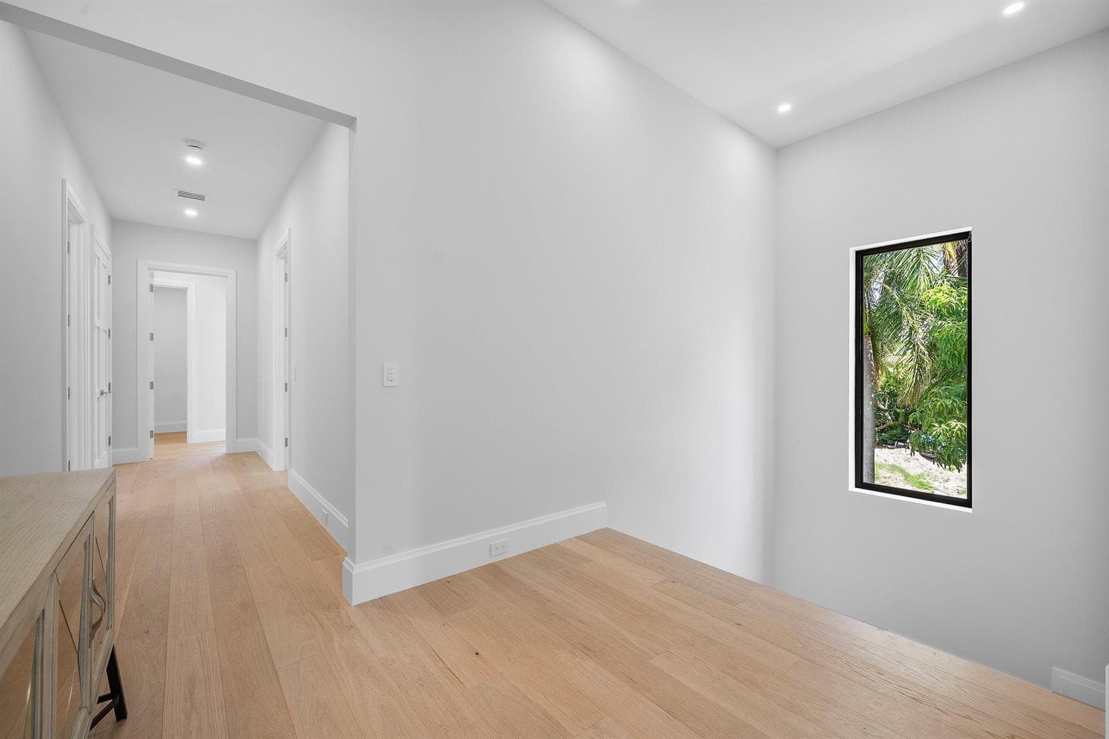 024-725Southeast4thAvenue-DelrayBeach-FL