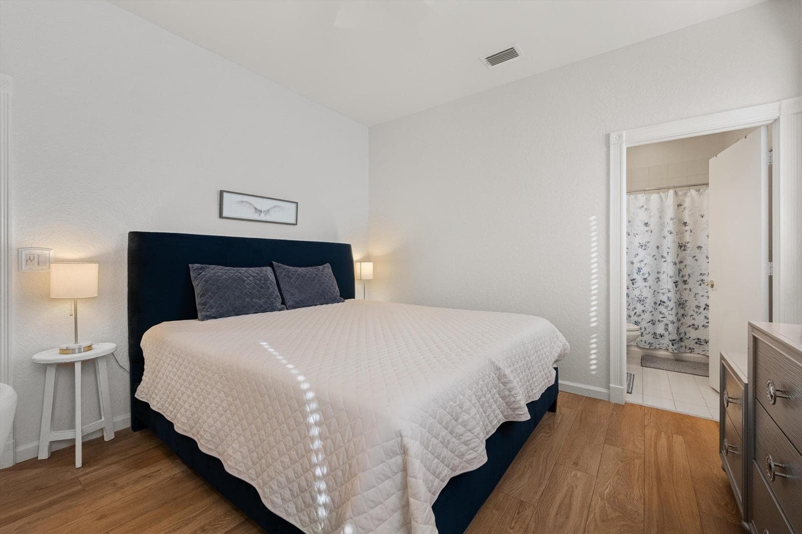 Guest Bedroom 1