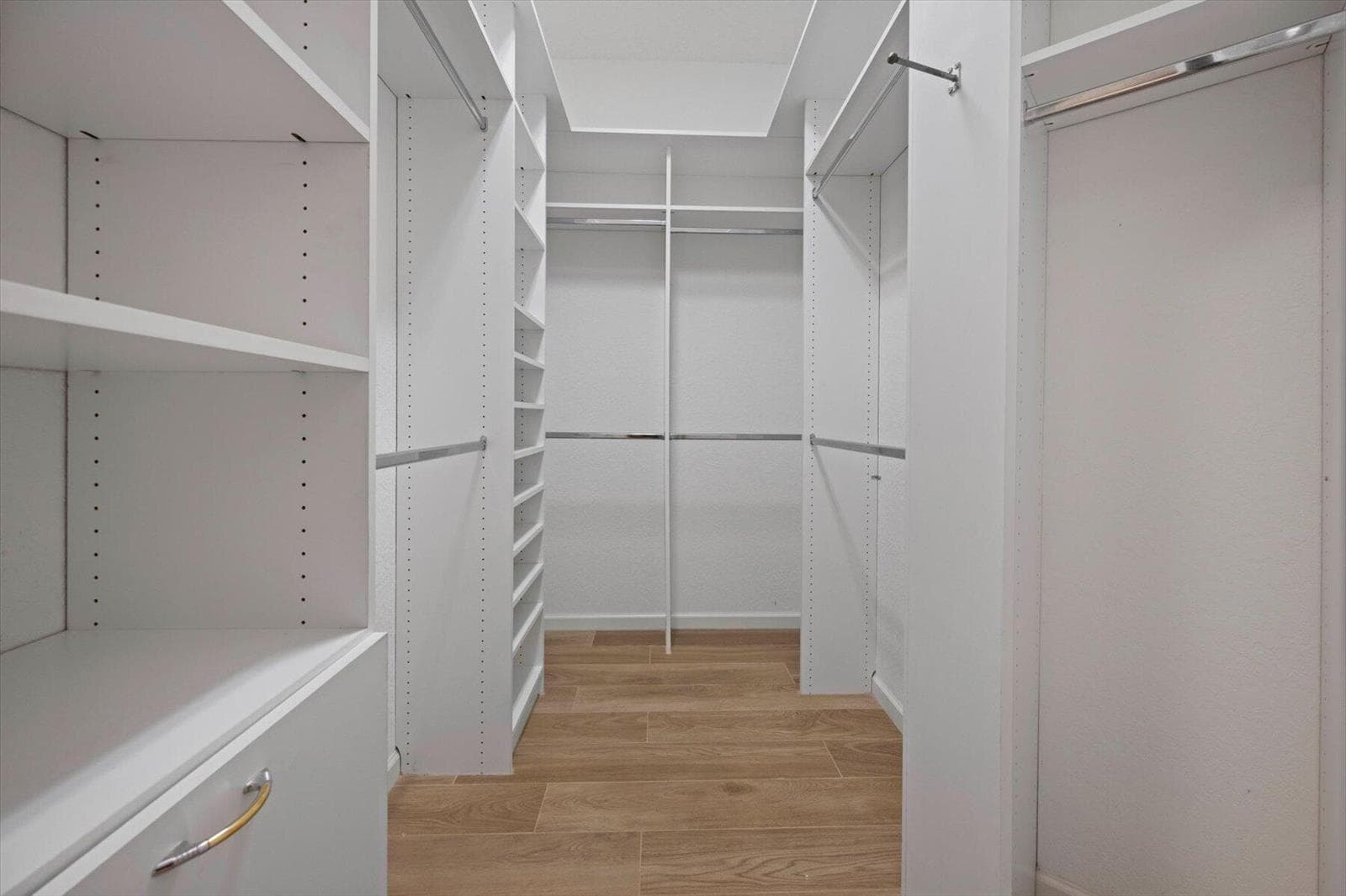 Built in Closet Cabinets