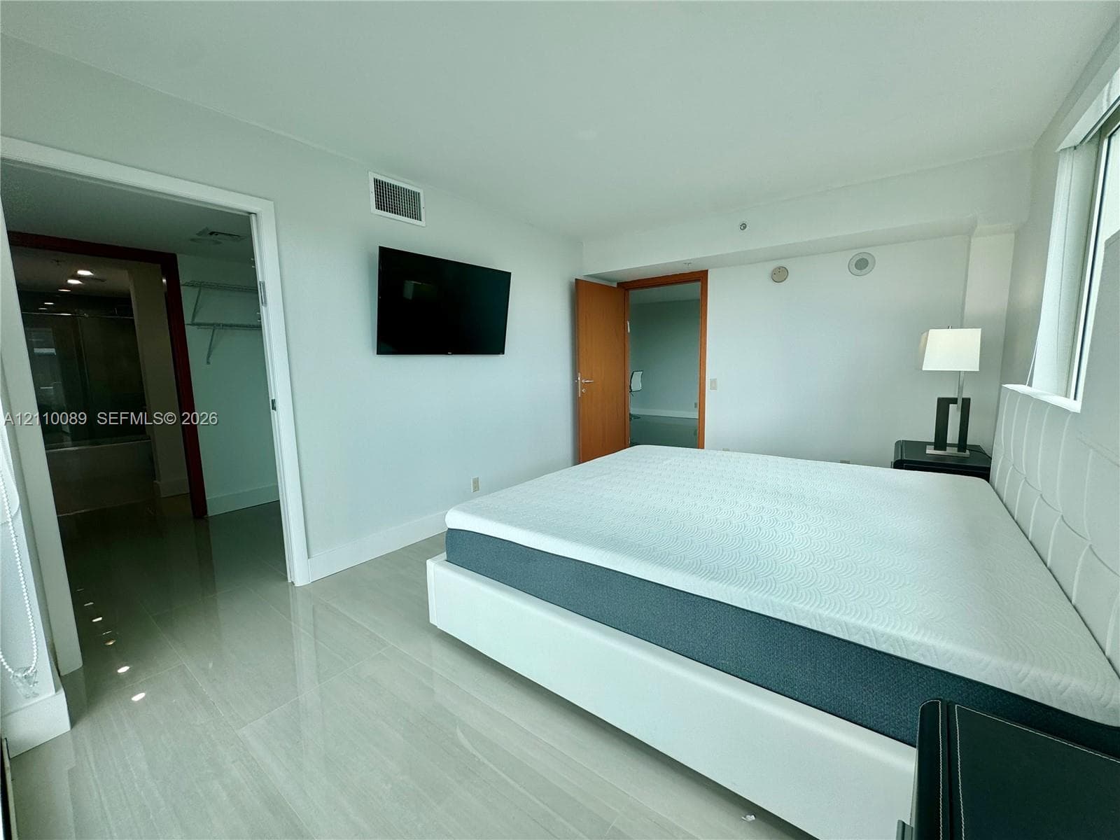 Spiaggia · #911 in Surfside - Photo 8