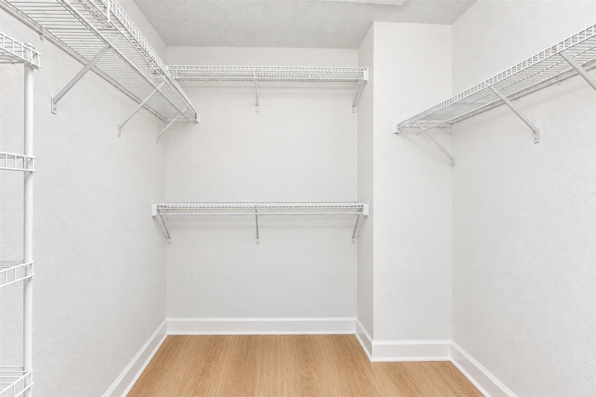 Walk In Closet