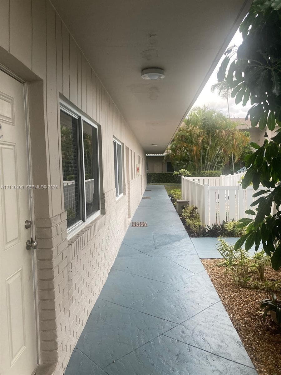 CYPRESS LANDING CONDO · #101 in Pompano Beach - Photo 17