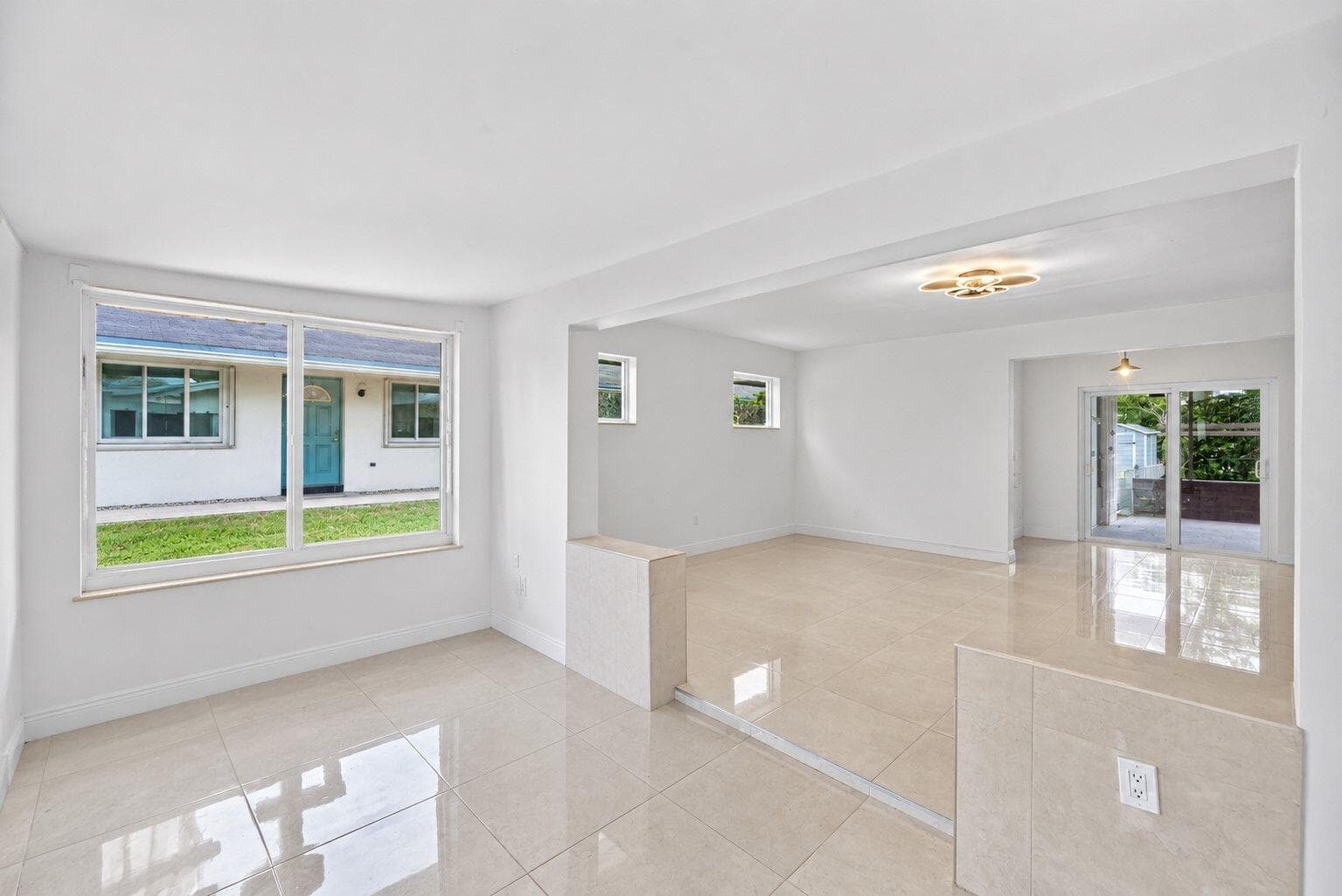 14-web-or-mls-Vacant Photo