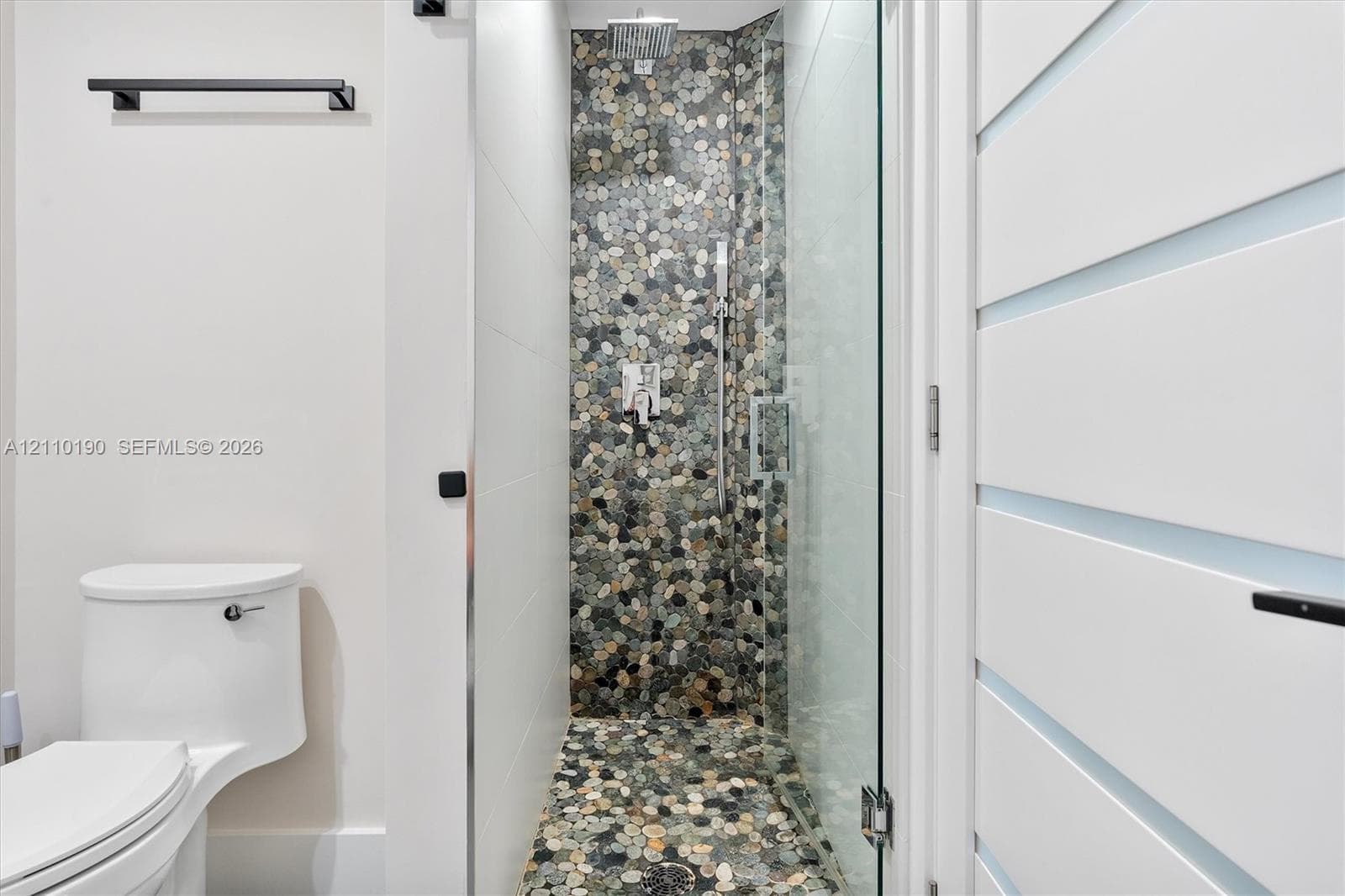 2nd Bathroom