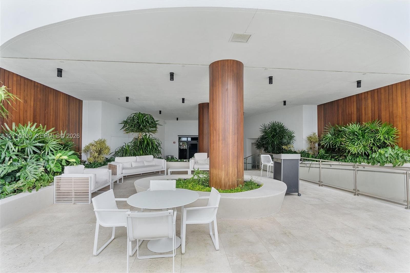 Akoya · #4307 in Miami Beach - Photo 41