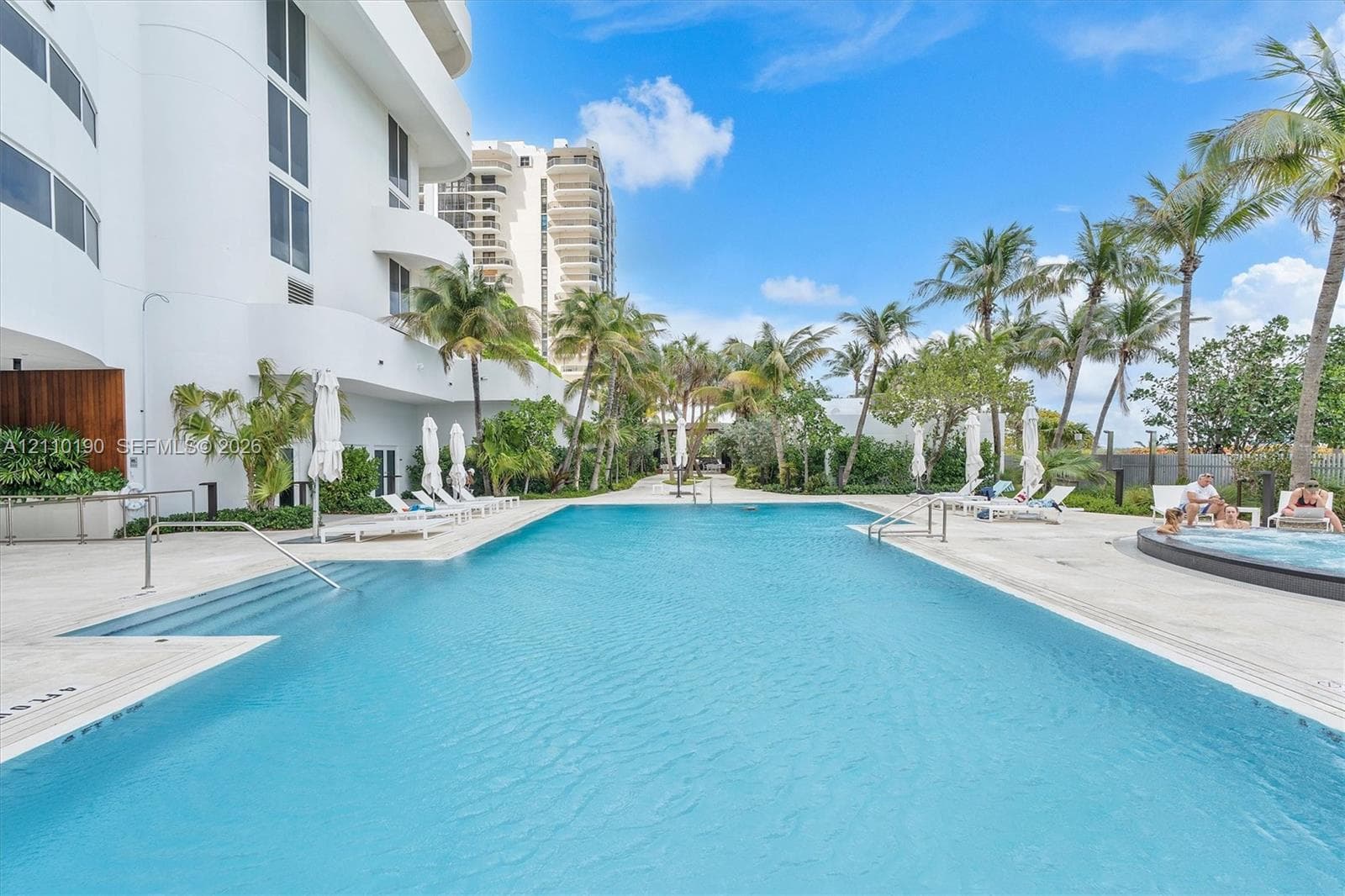 Akoya · #4307 in Miami Beach - Photo 35