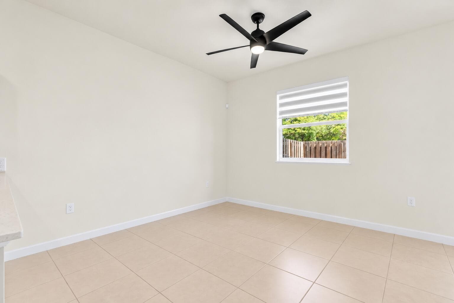Vacant Modern Open-Plan LR INTERIOR 1