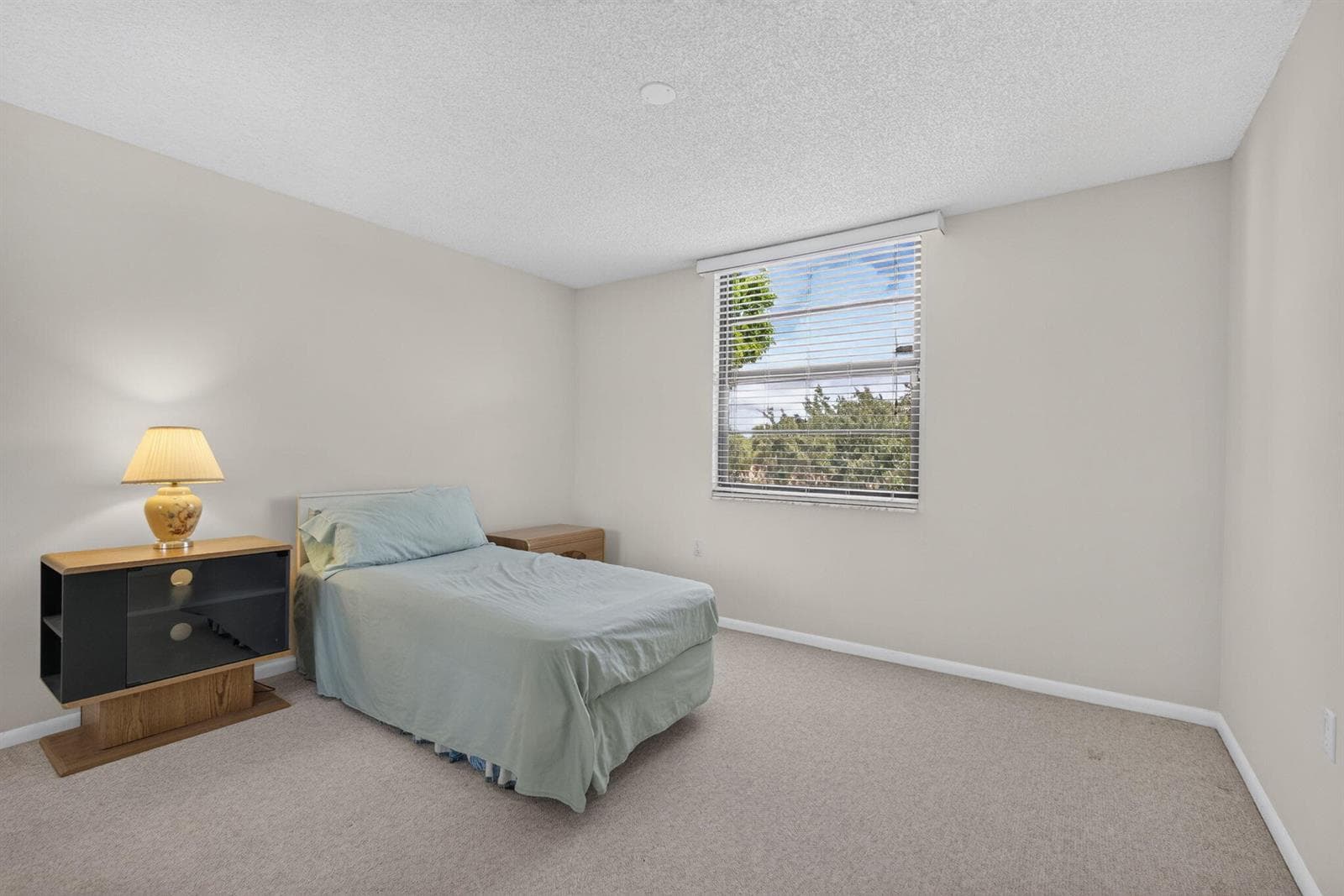 32-web-or-mls-5D1A5405