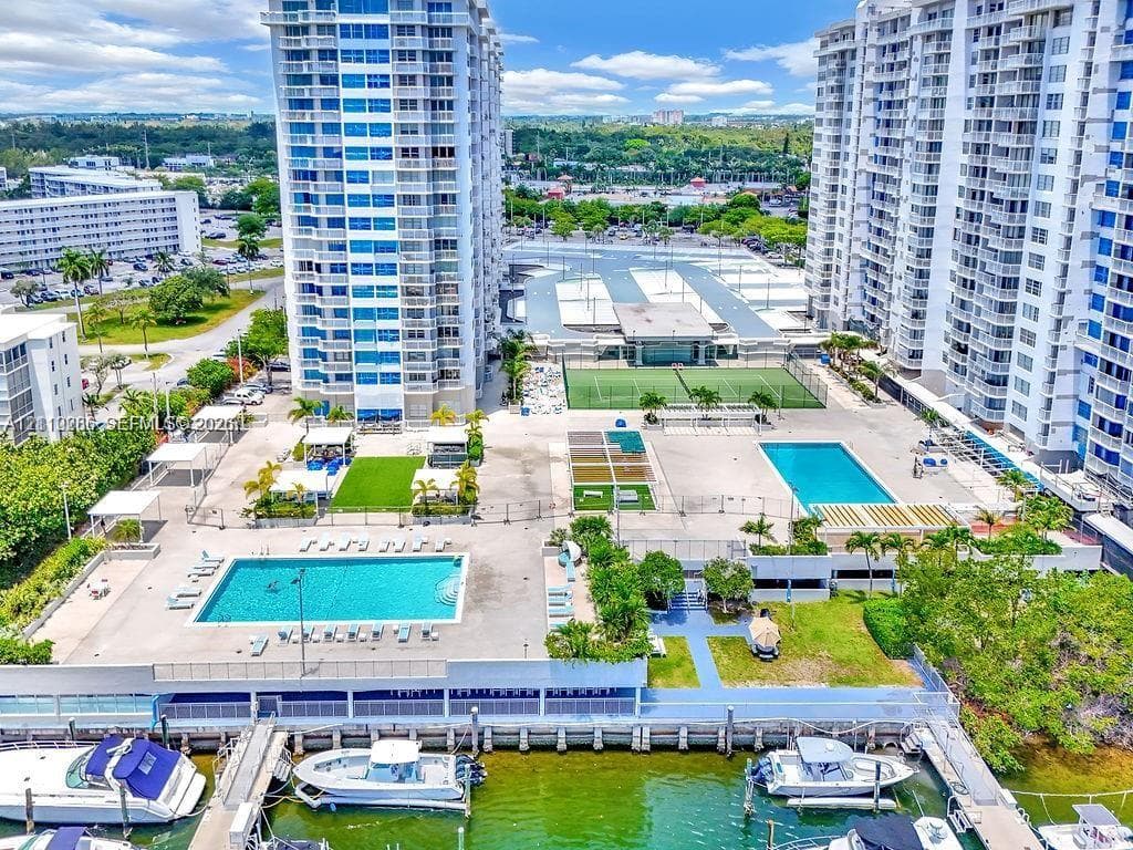 DEL PRADO MARINA · #1201 in Aventura - Photo 23