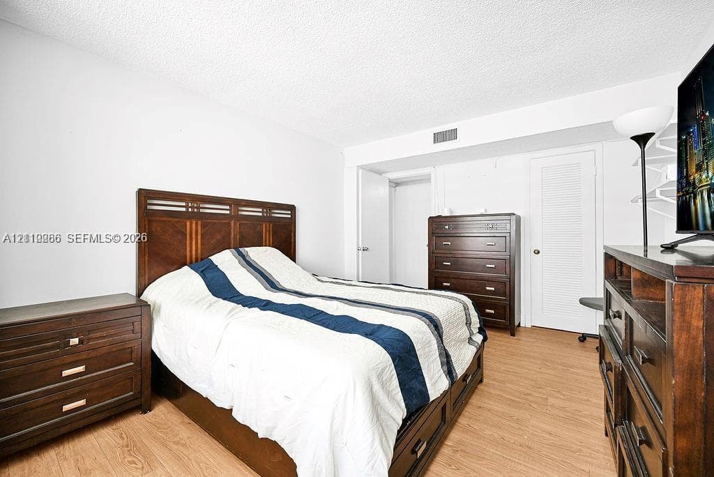DEL PRADO MARINA · #1201 in Aventura - Photo 11