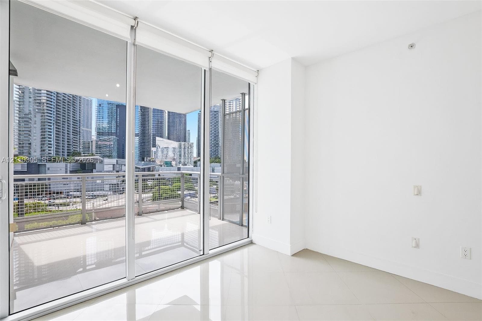 Wind at Riverfront · #1106 in Miami - Photo 15