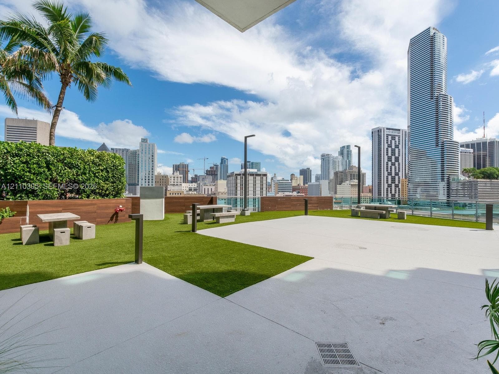 Wind at Riverfront · #1106 in Miami - Photo 93