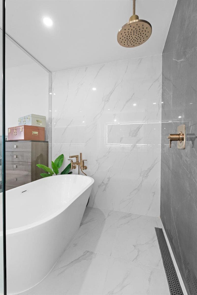 22-web-or-mls-A7401365