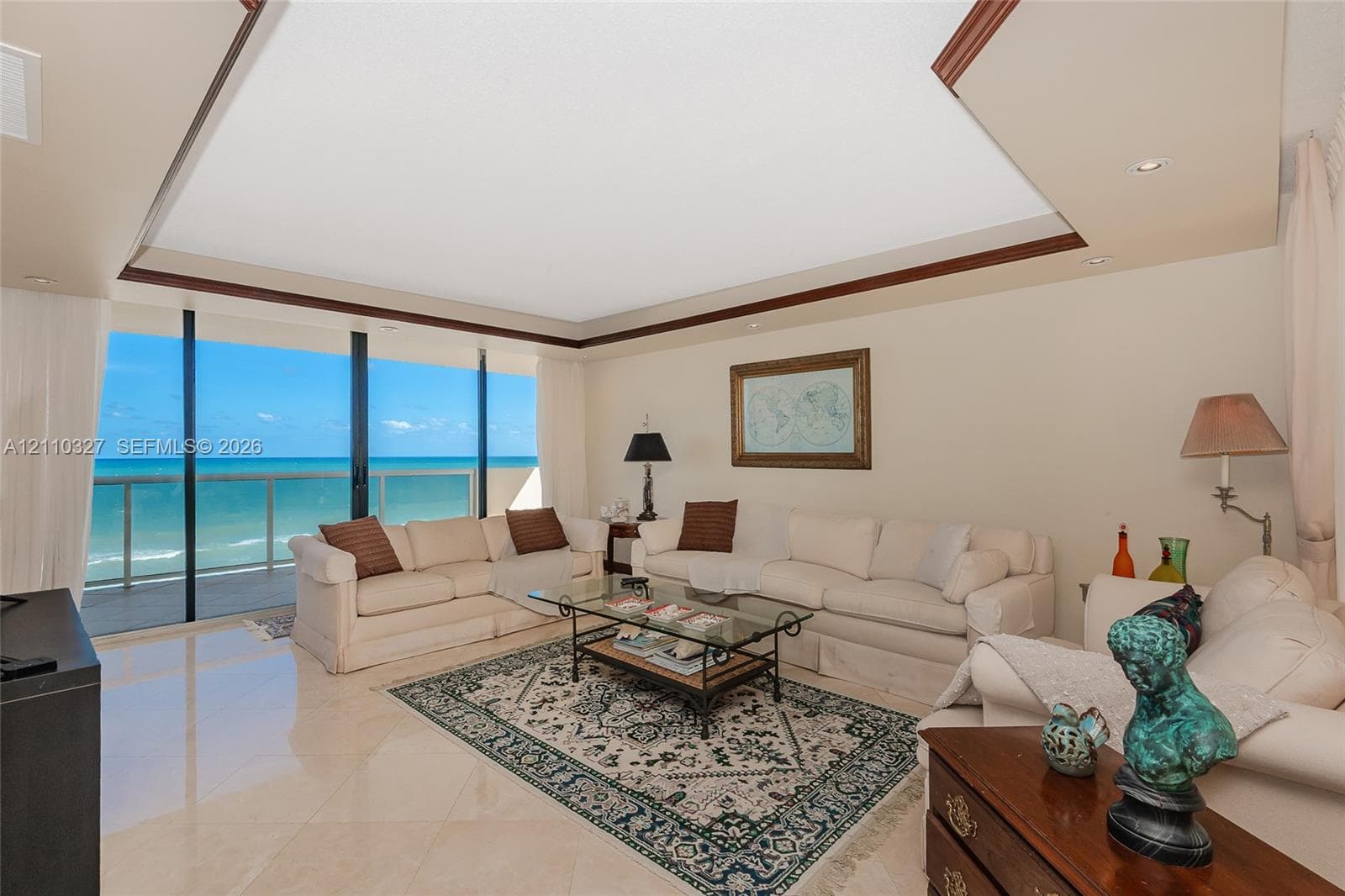 LEXCELLENCE CONDO · #1005 in Miami Beach - Photo 2