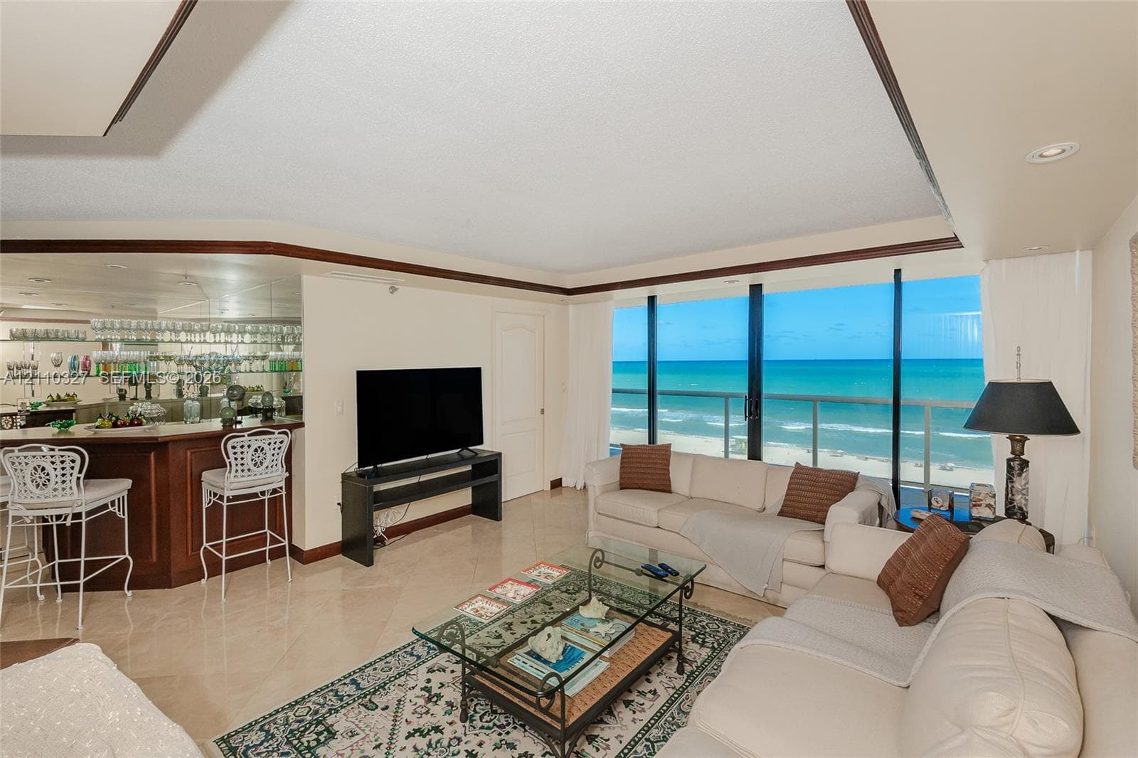 LEXCELLENCE CONDO #1005
