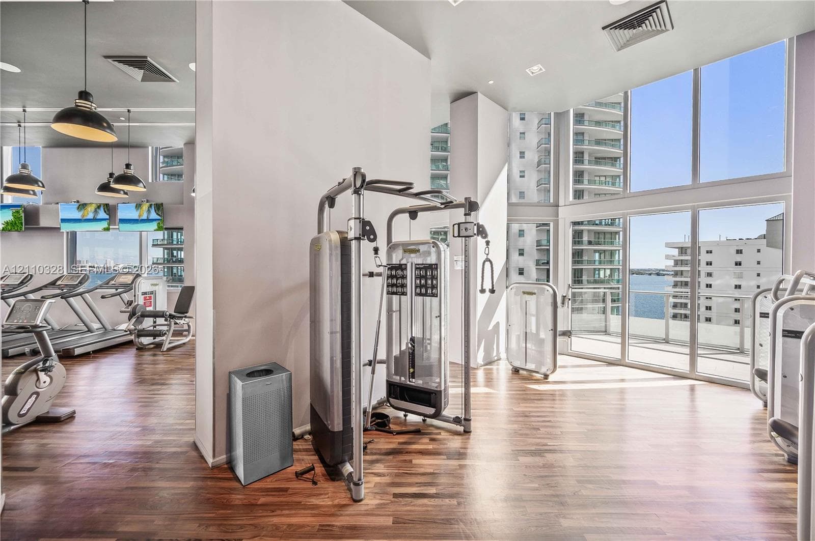 Brickell House · #1603 in Miami - Photo 13
