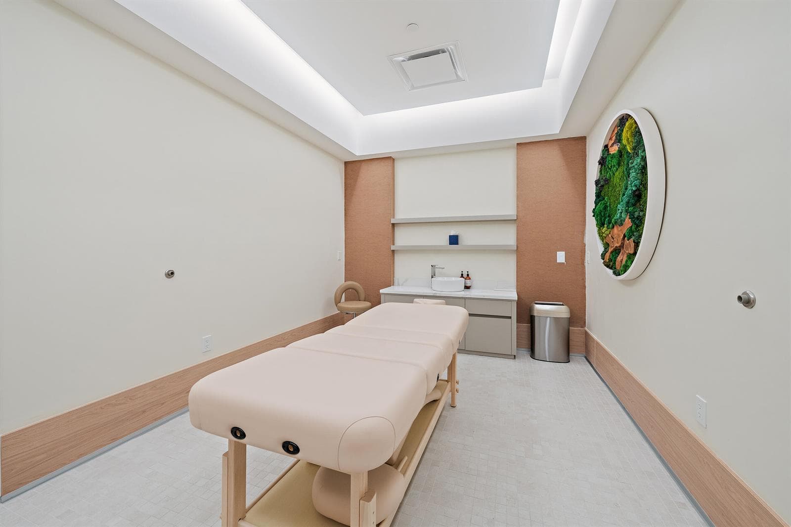 6th Floor Wellness Center/Massage Room