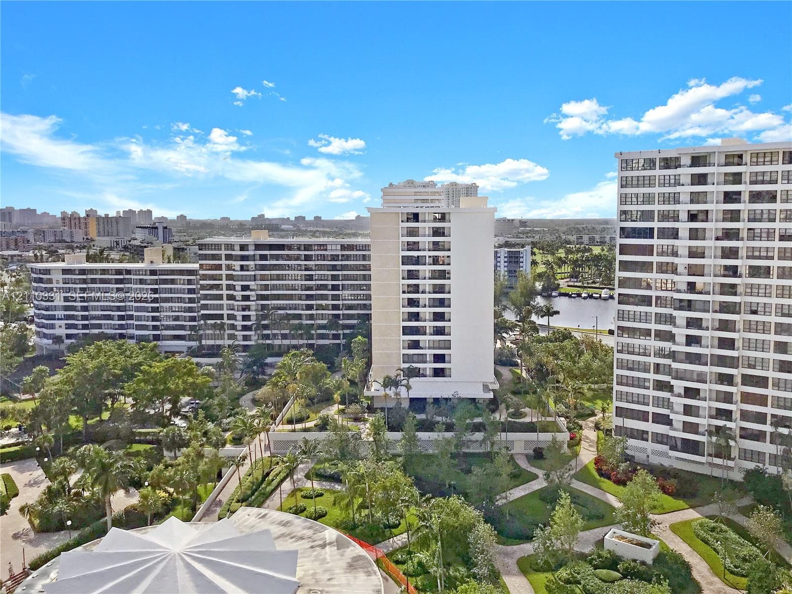 OLYMPUS CONDO · #1716 in Hallandale Beach - Photo 14
