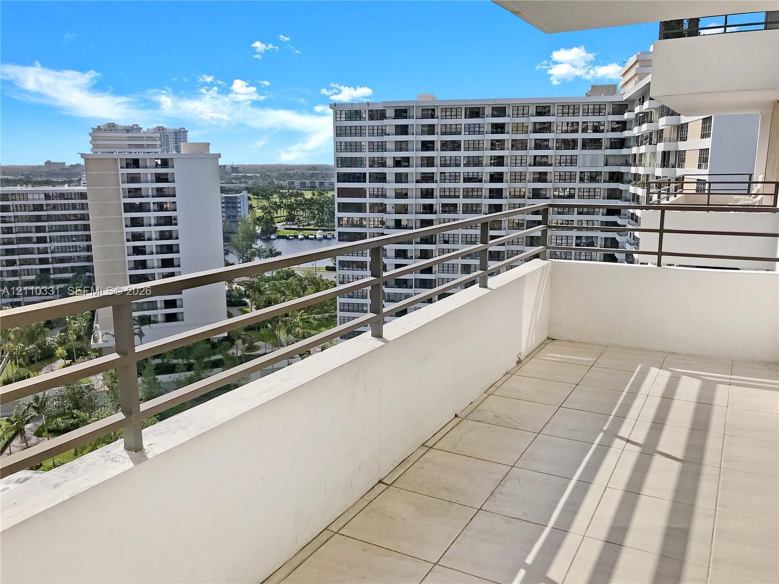 OLYMPUS CONDO · #1716 in Hallandale Beach - Photo 11