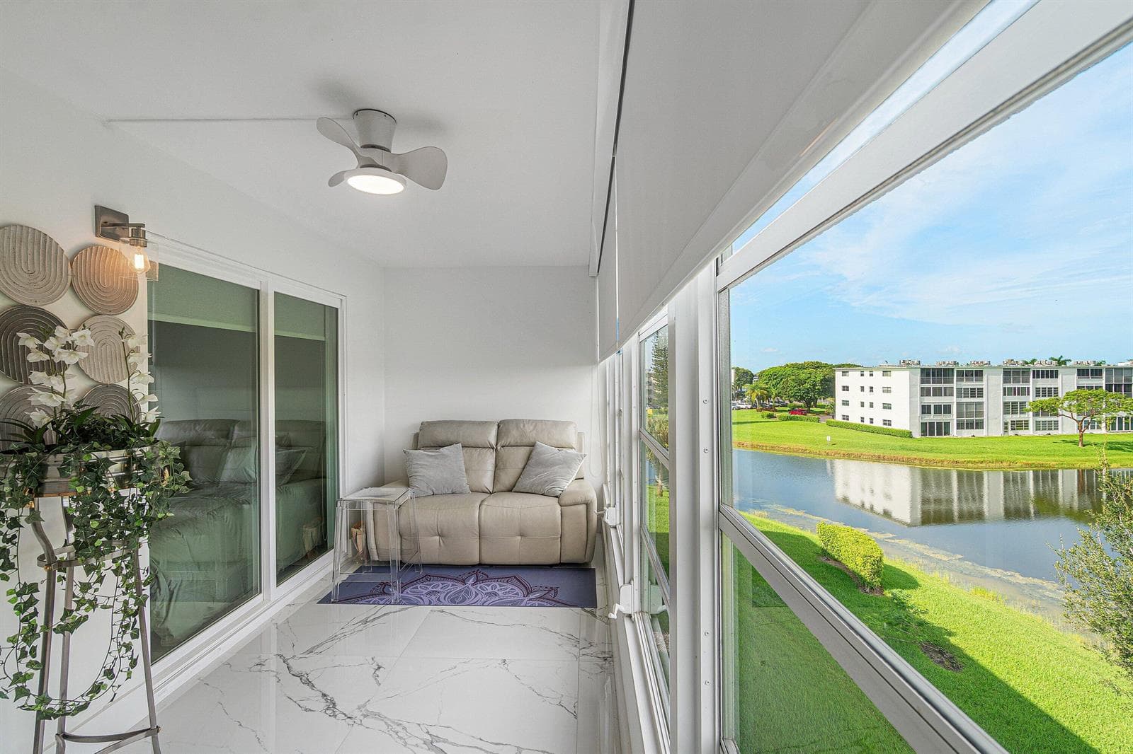 031-4017NewcastleA-BocaRaton-FL-33434-SM