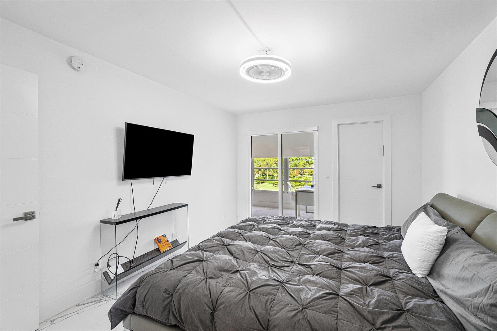 023-4017NewcastleA-BocaRaton-FL-33434-SM