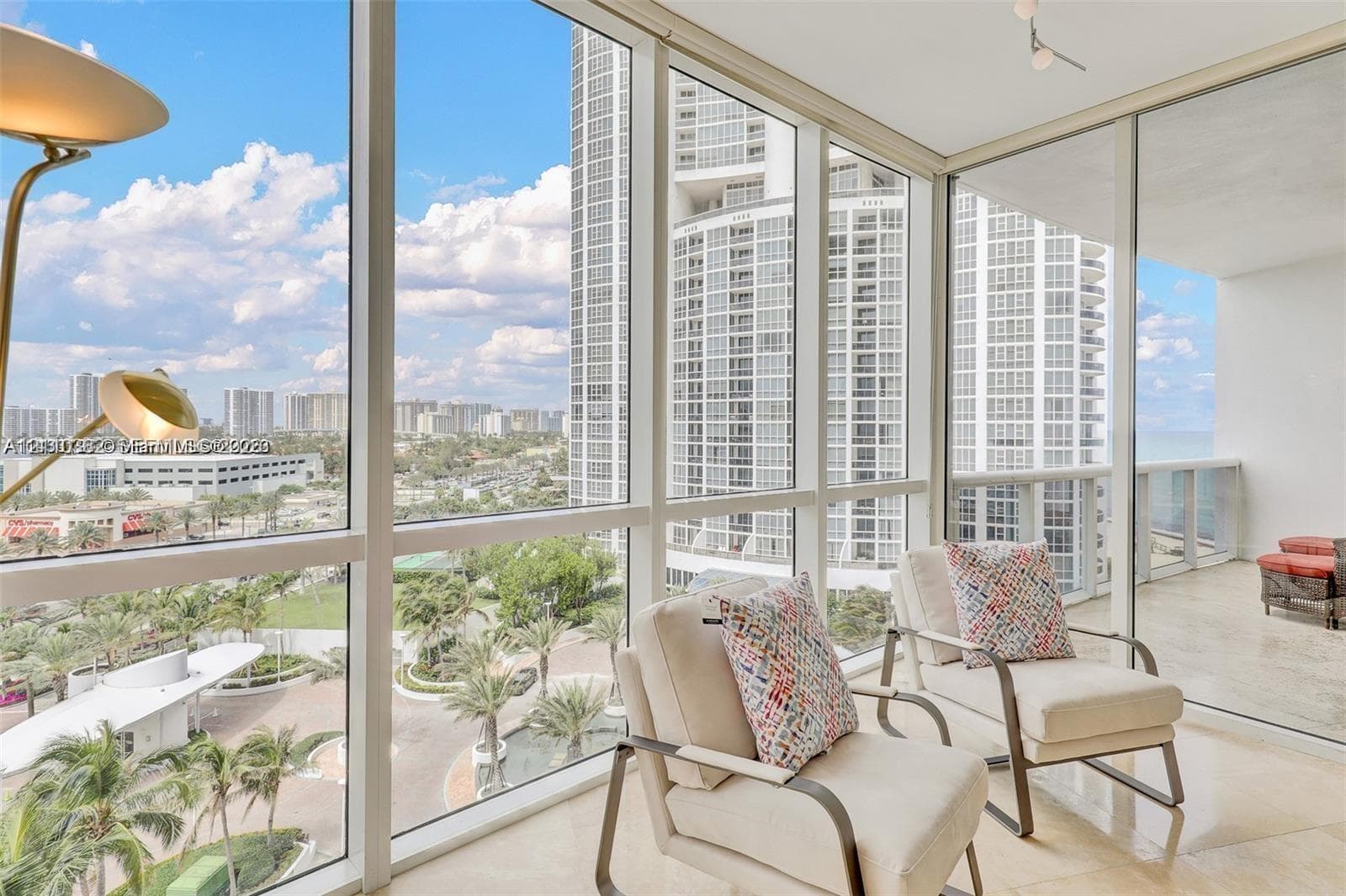 Trump Palace · #1003 in Sunny Isles Beach - Photo 3