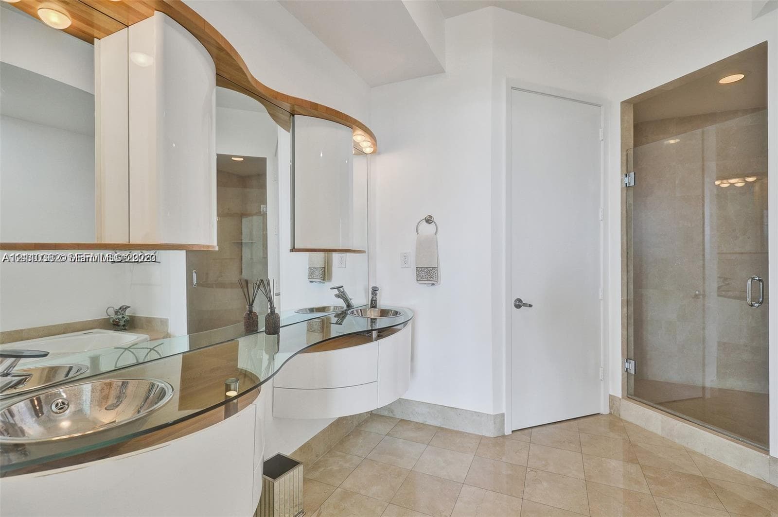 Trump Palace · #1003 in Sunny Isles Beach - Photo 20