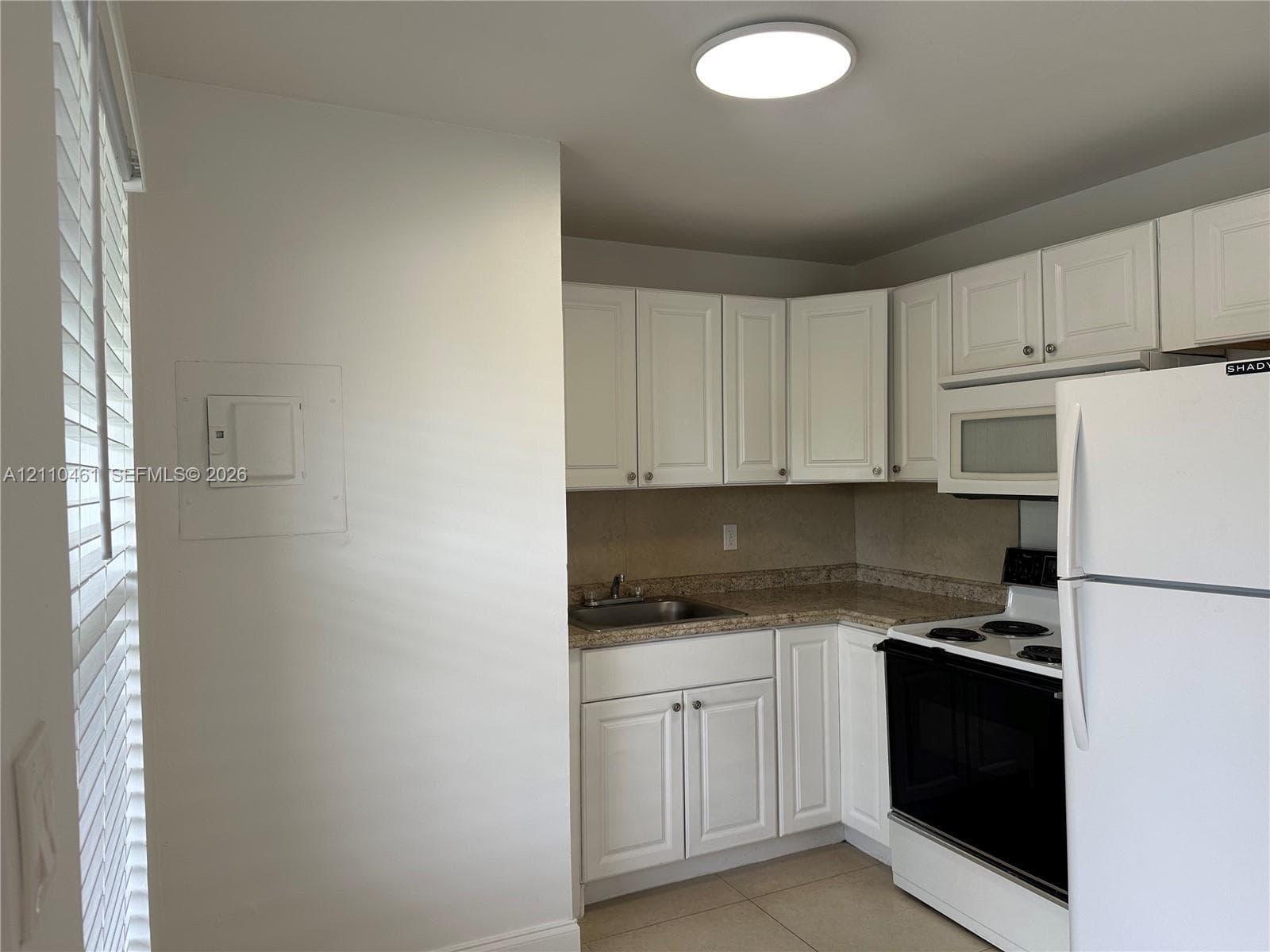 LAUDERDALE GARDENS · #6 in Fort Lauderdale - Photo 9