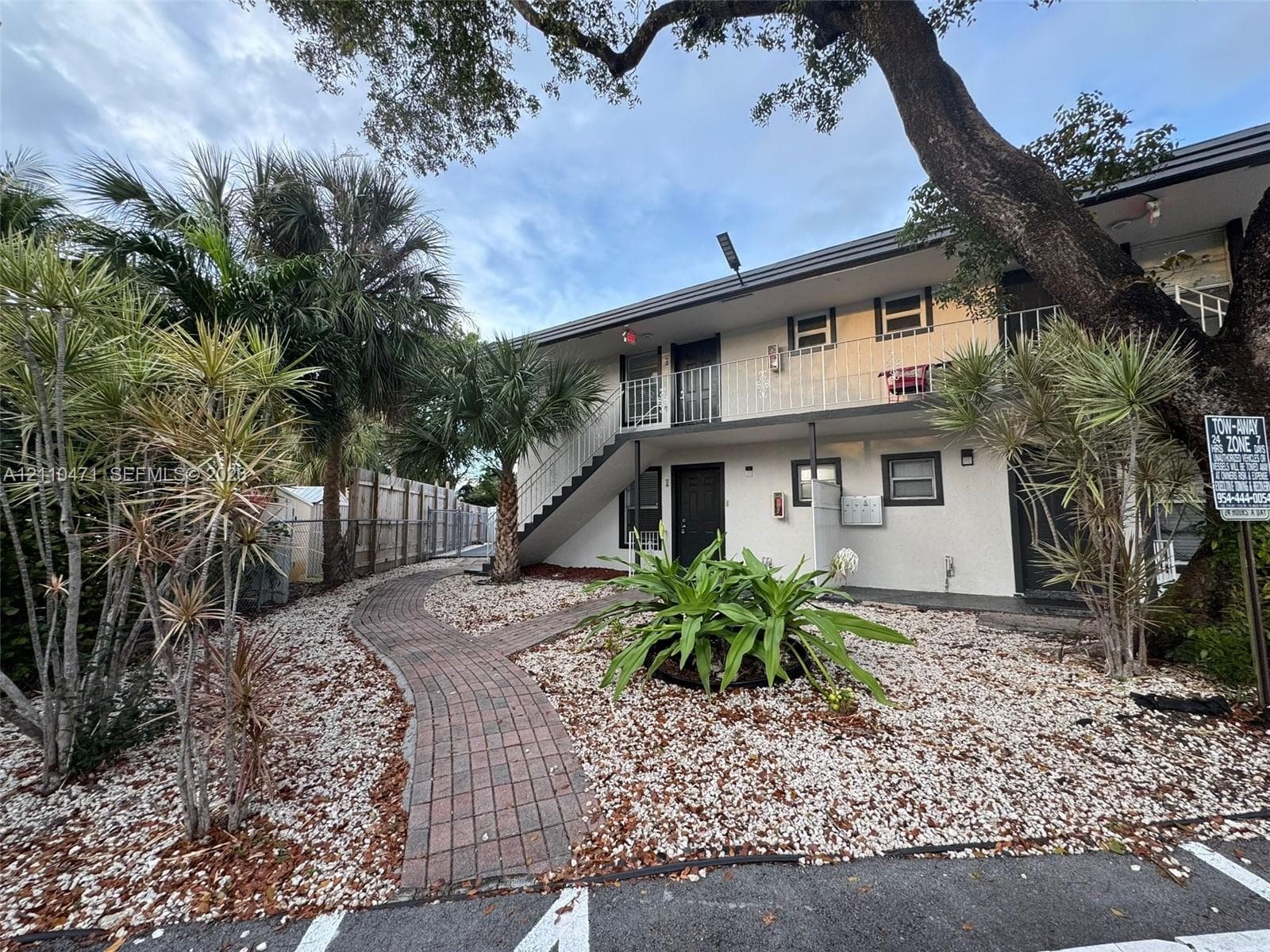 LAUDERDALE GARDENS · #2 in Fort Lauderdale - Photo 29