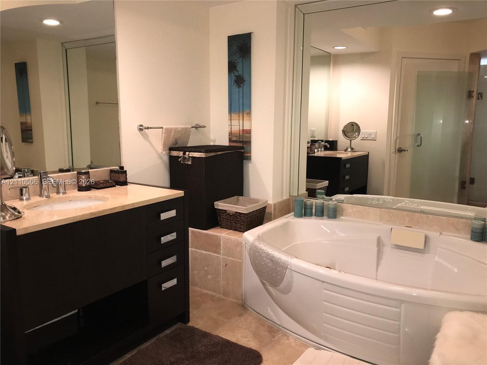 Trump Royale · #5104 in Sunny Isles Beach - Photo 16