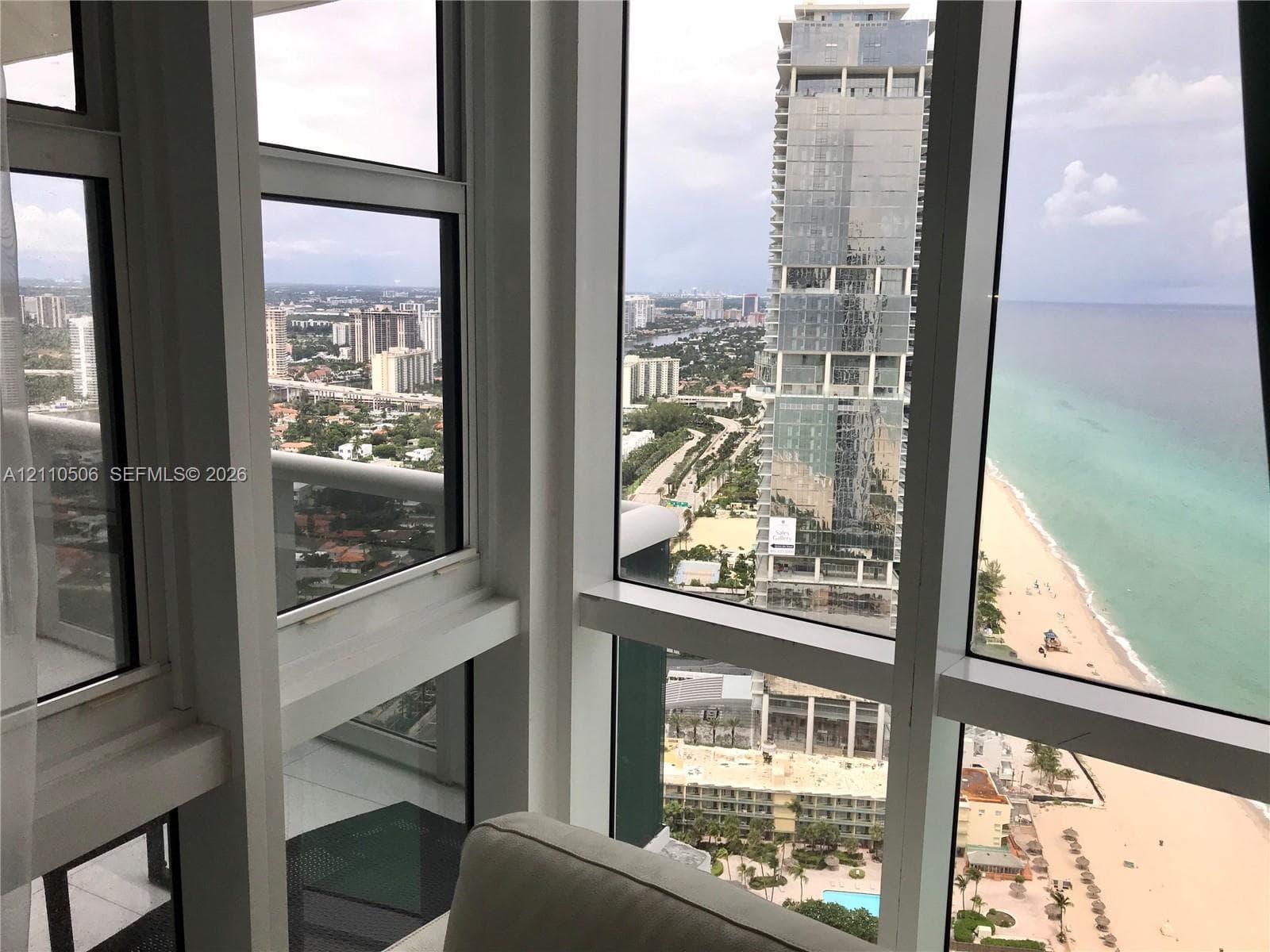 Trump Royale · #5104 in Sunny Isles Beach - Photo 37
