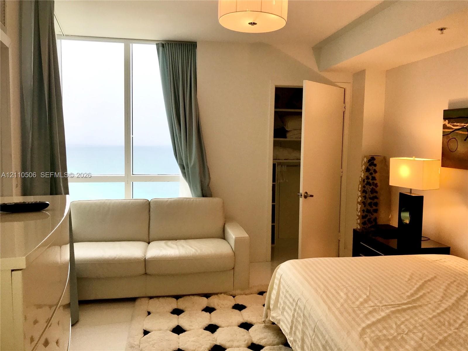 Trump Royale · #5104 in Sunny Isles Beach - Photo 35