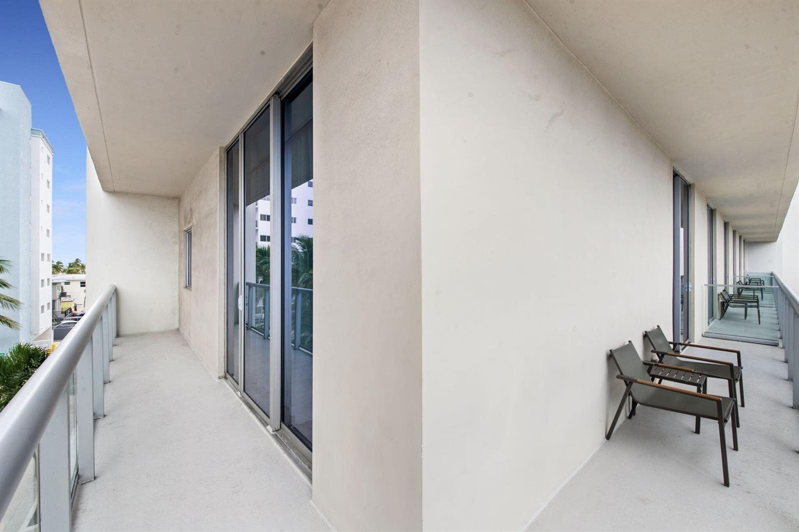 Wraparound Balcony