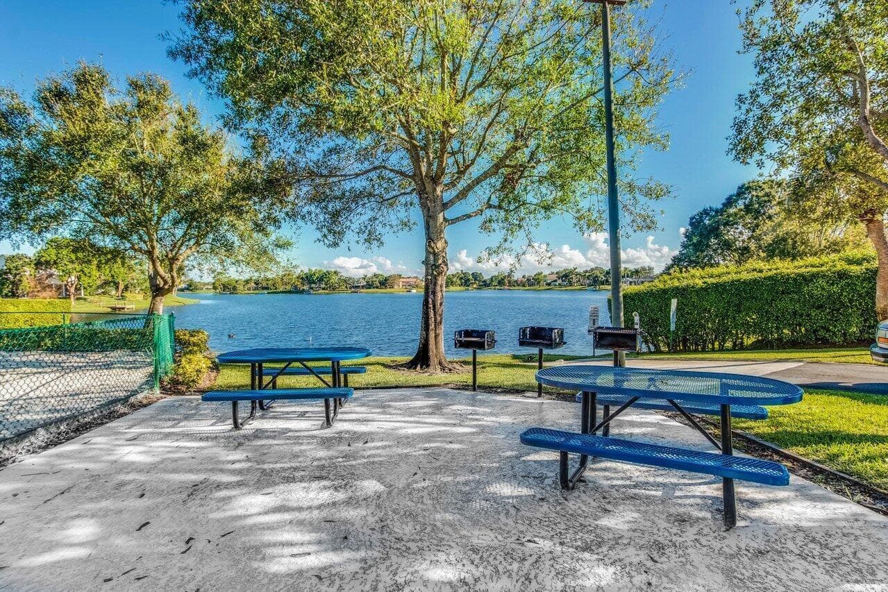 035-1551YachtmanPlace-Wellington-FL-3341