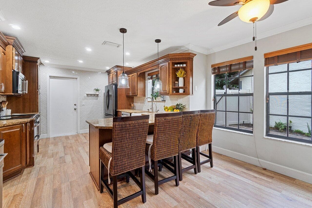 012-1551YachtmanPlace-Wellington-FL-3341