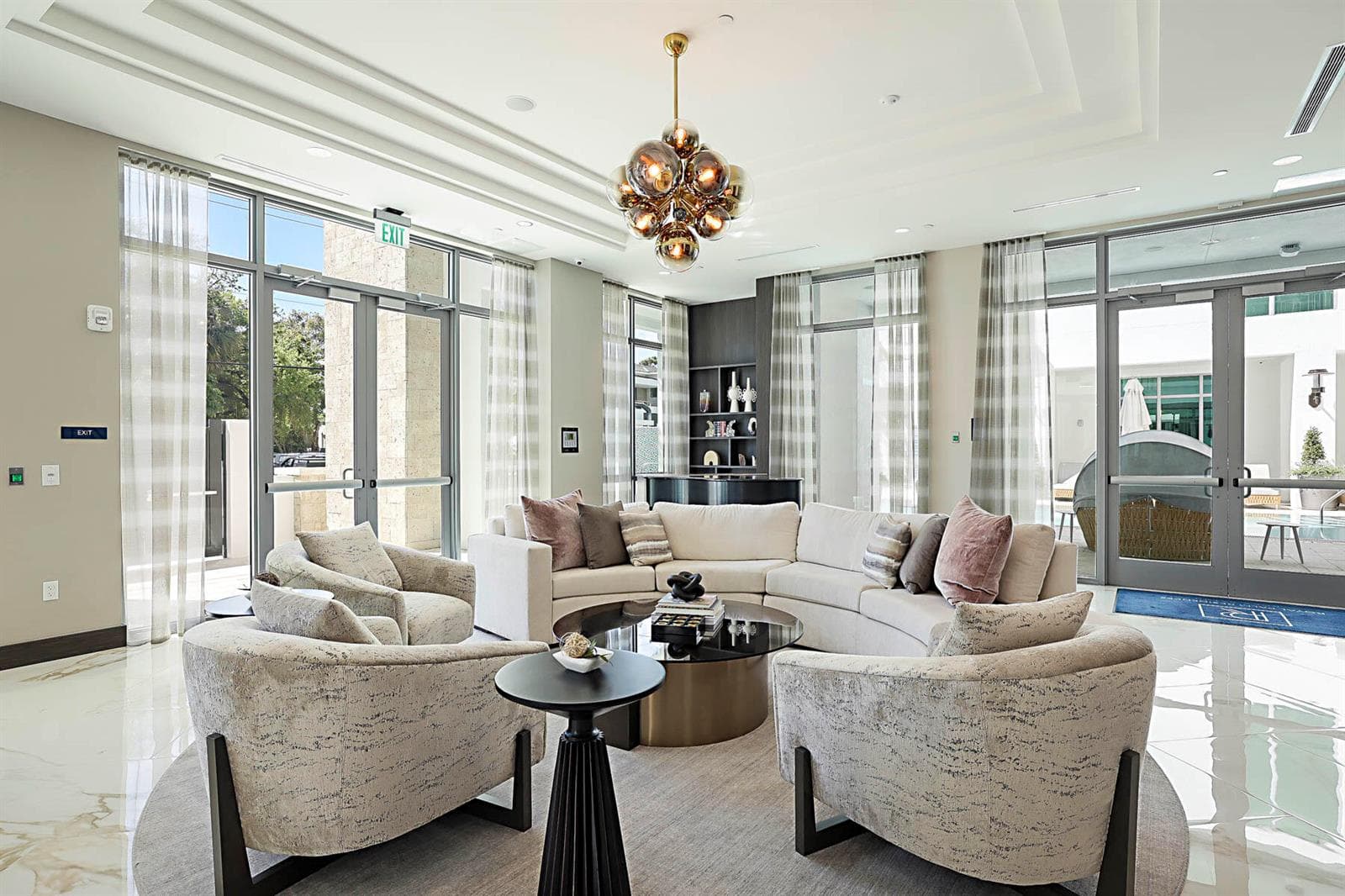 CLUB ROOM