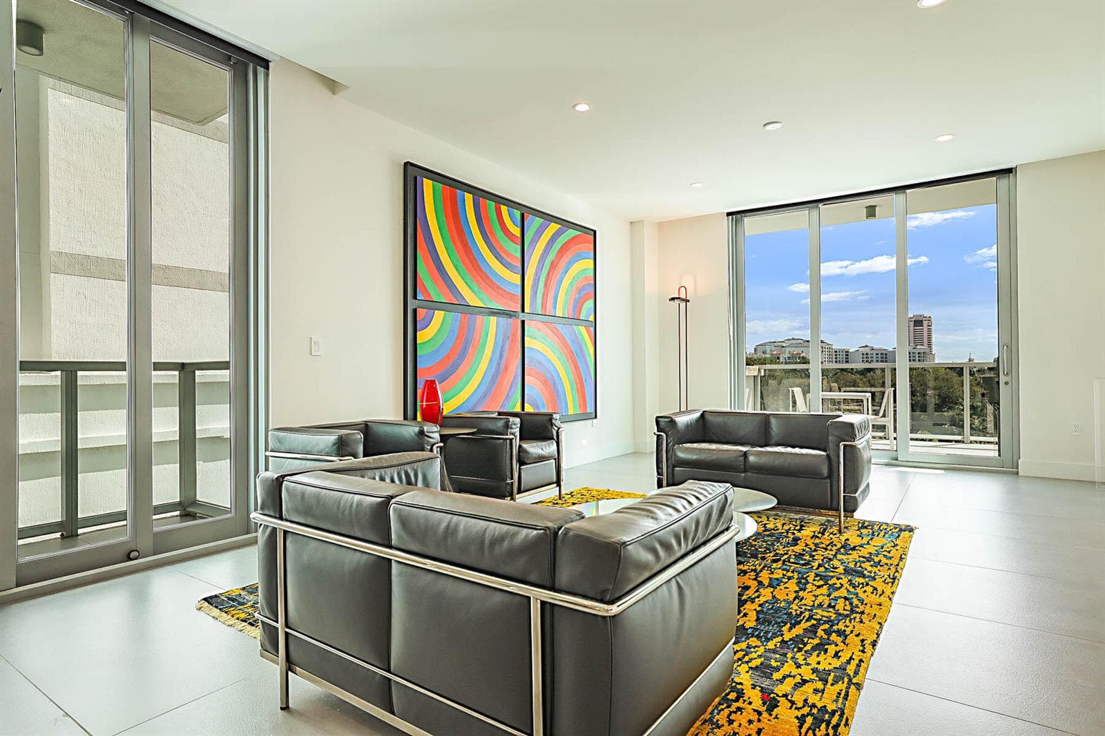 LARGE LIVING SPACE