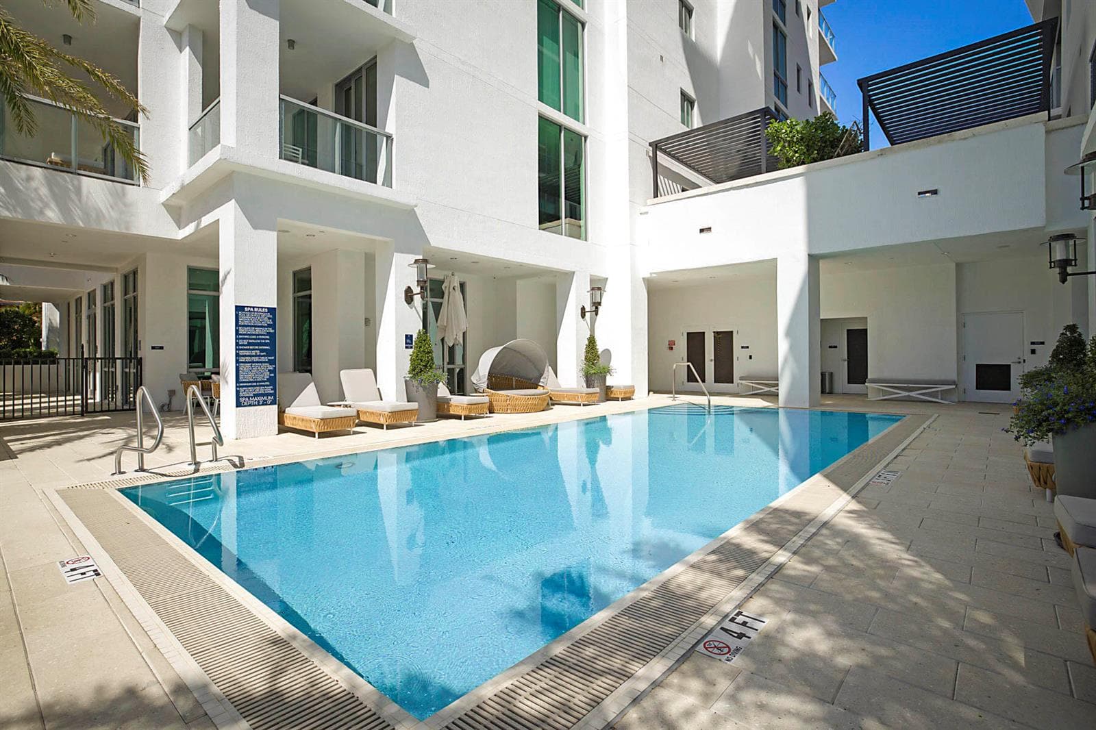 POOL DECK