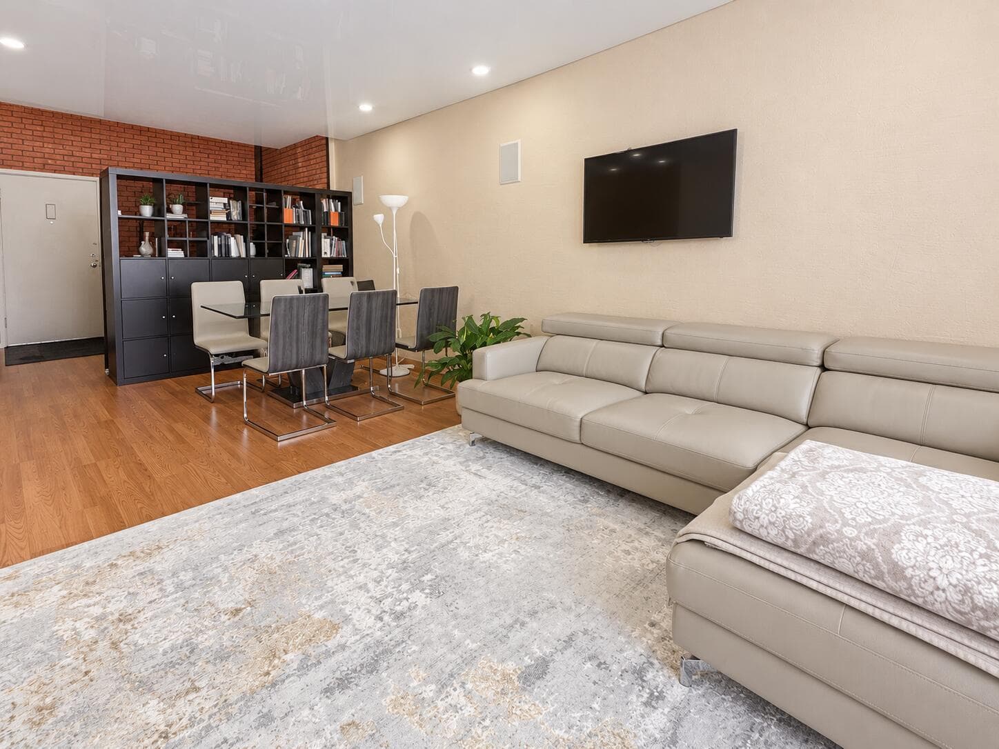 04_Living_Room