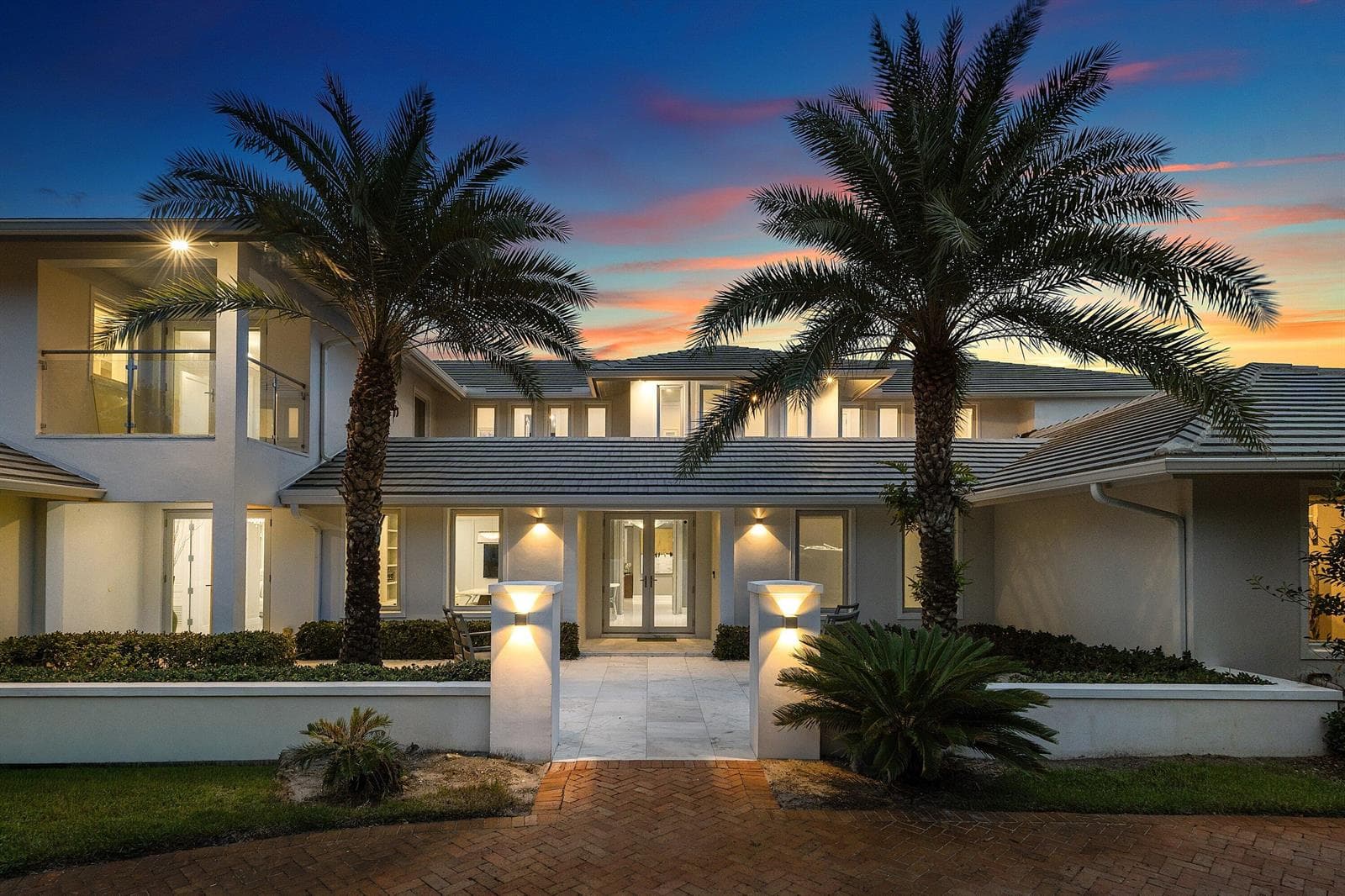 Twilight - Front Entry