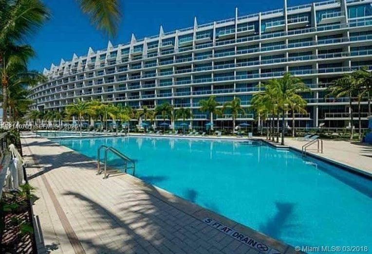 Artech · #434 in Aventura - Photo 5